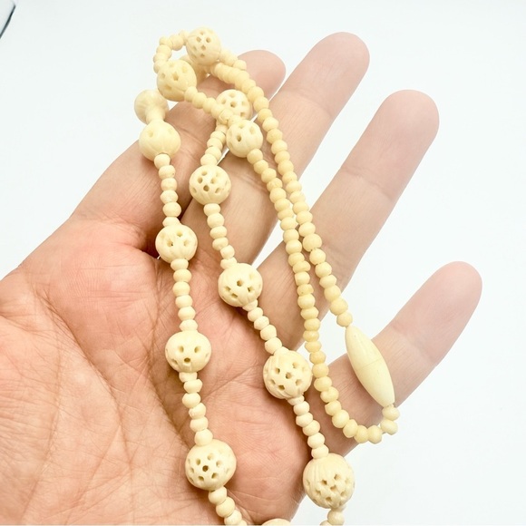 Vintage Hand Carved Bone Bead Necklace Floral Bone Beads - Picture 8 of 8